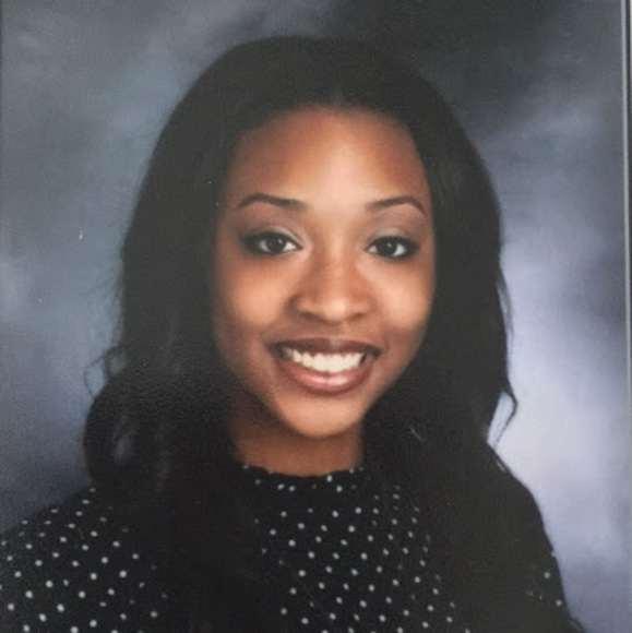 Meet your Posher, Myia - Picture 1 of 1